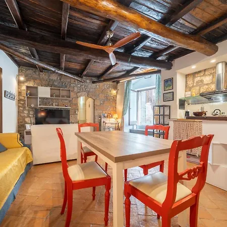 San Giovenale דירה